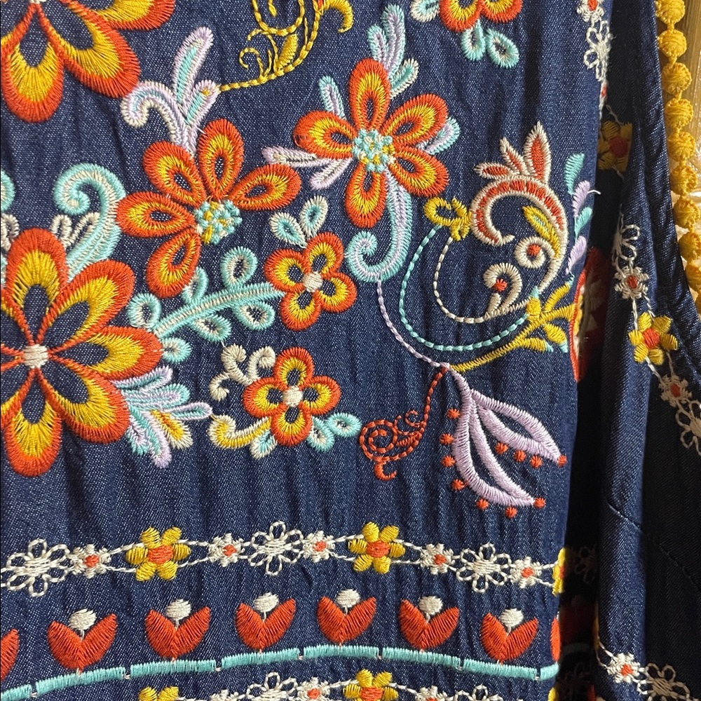 Savanna Jane chambray Dress with Colorful Embroidery - Picture 5 of 8